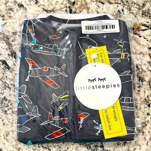 NIB Take Flight Little Sleepies zippy 3-6 months